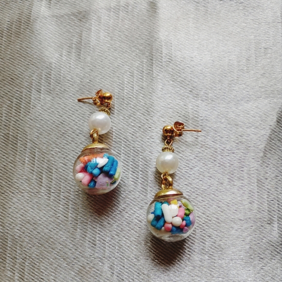 Kawaii Glass Sphere Sprinkle Pendant  Beaded Bracelet/ Earring Set Artisan Made - Picture 3 of 5